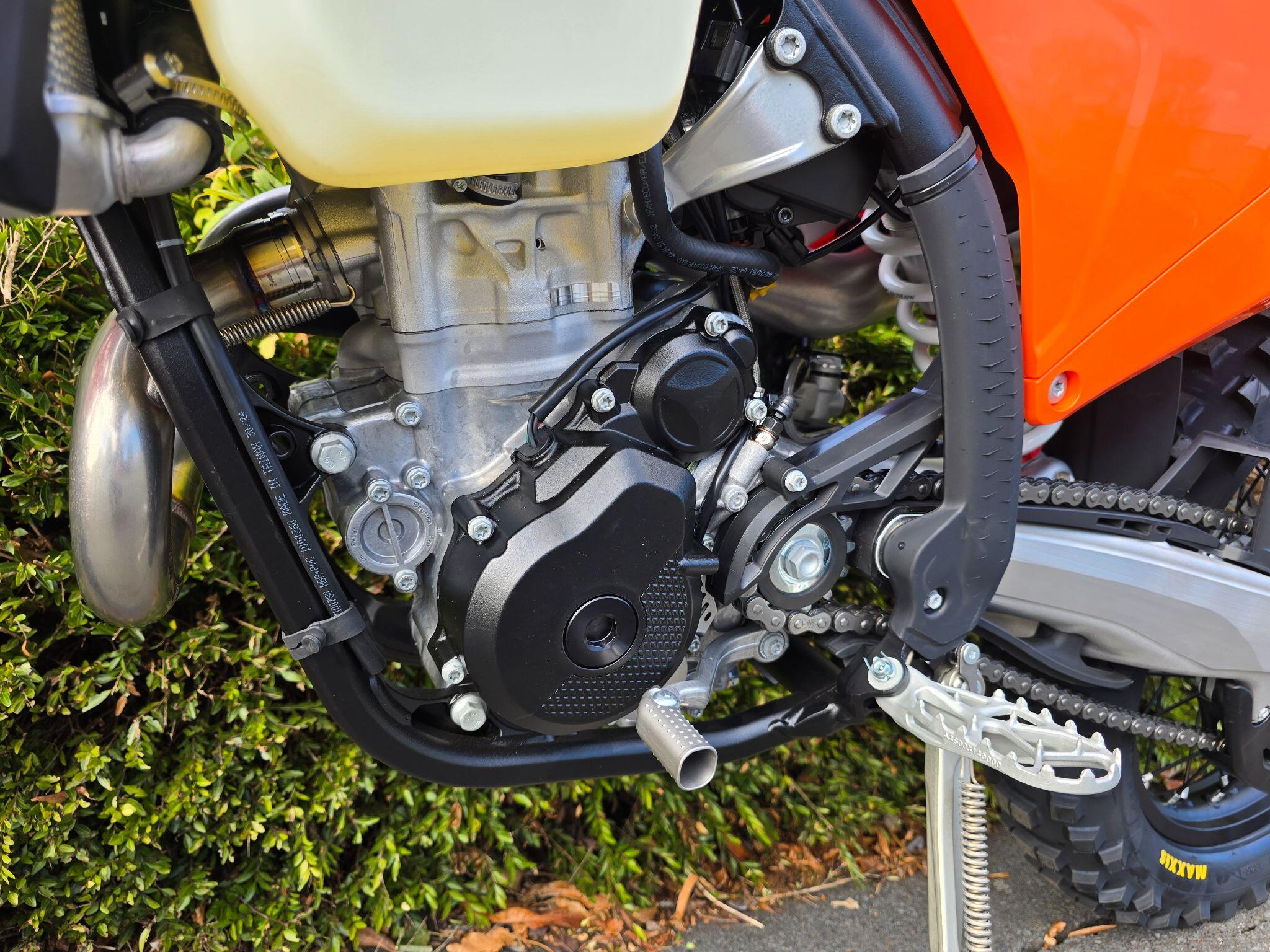 2025 KTM 250